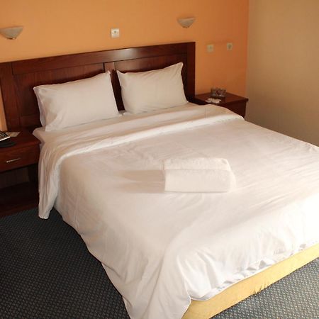 Hili Hotel Alexandroupoli Exterior photo